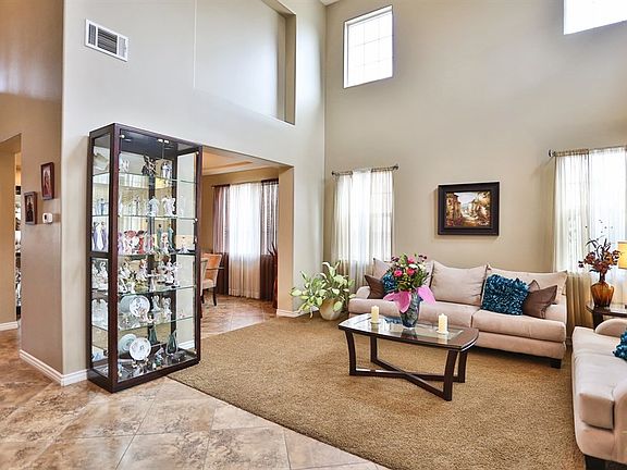 5th image of 14720 Meadowsweet Dr