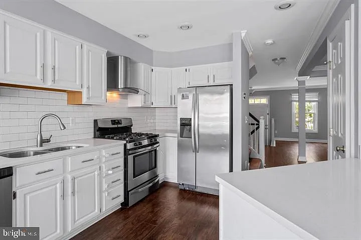 7439 Heatherfield Ln — Photo 12