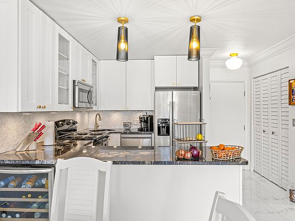 3rd image of 2400 S Ocean Drive #913