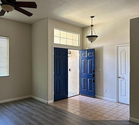 3rd image of 224 Mike Gartrell Cir