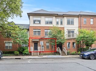 30 W Russell St, Columbus, OH 43215
