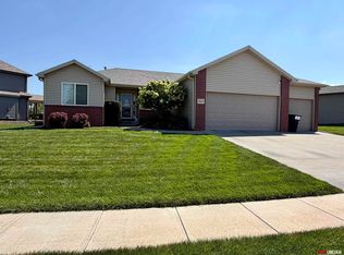 9502 S 71st St, Lincoln, NE 68516