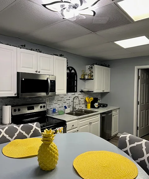 795 Deerwood Dr #B — Photo 9