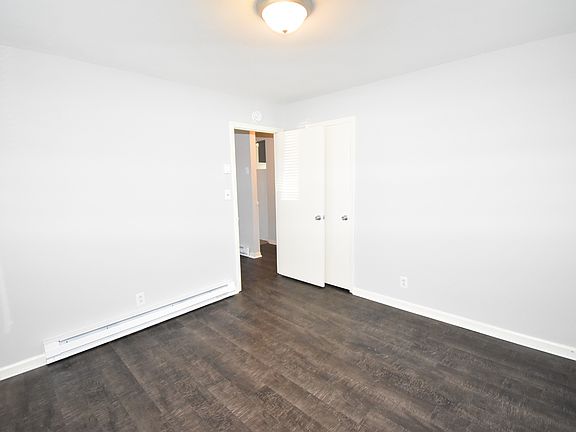 5th image of 826 Central Ave #&