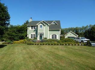 88 Cross Rd, Westport, MA 02790