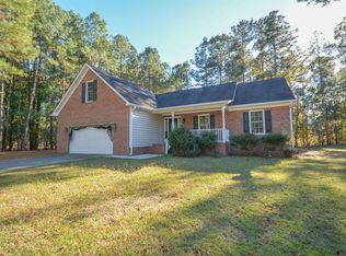 24 Maplewood Dr, Sanford, NC 27332