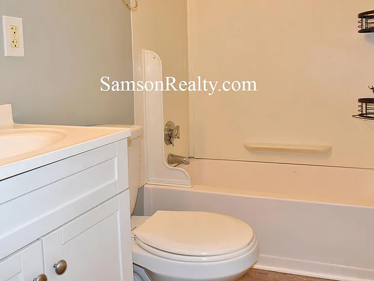 3 Lee St #5 — Photo 9