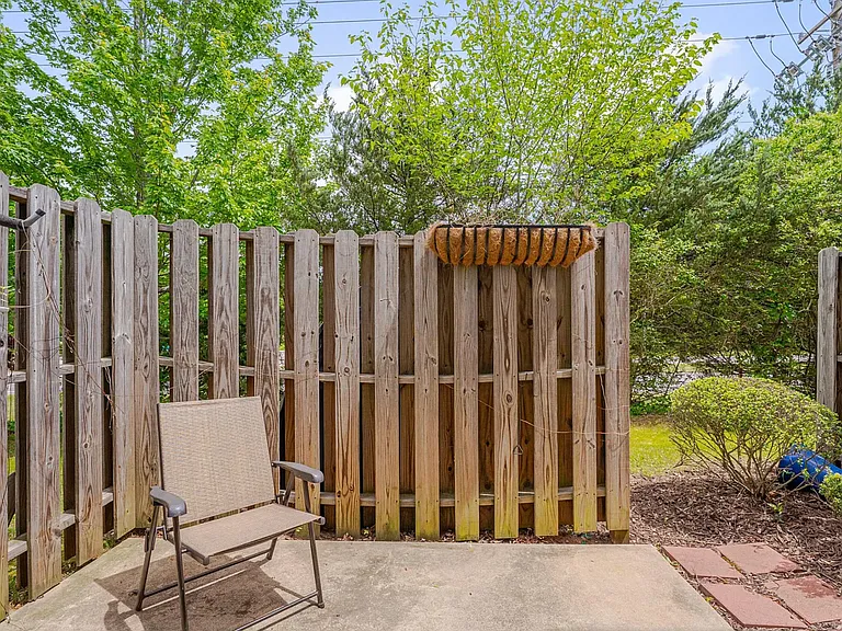 3114 Courtney Creek Blvd — Photo 5