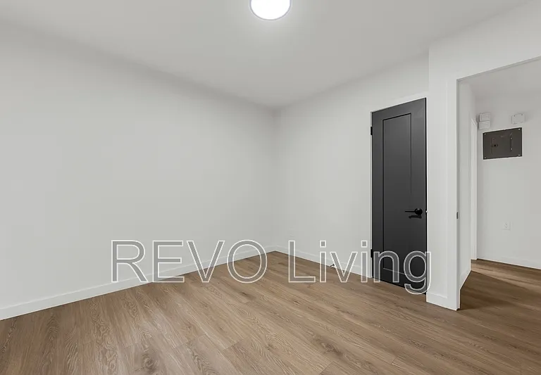 89 Beech St #1 — Photo 5