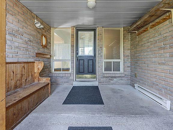 4th image of 38 Trillium Cres