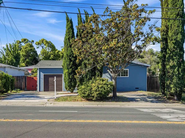 219 W Leland Rd, Pittsburg, CA 94565