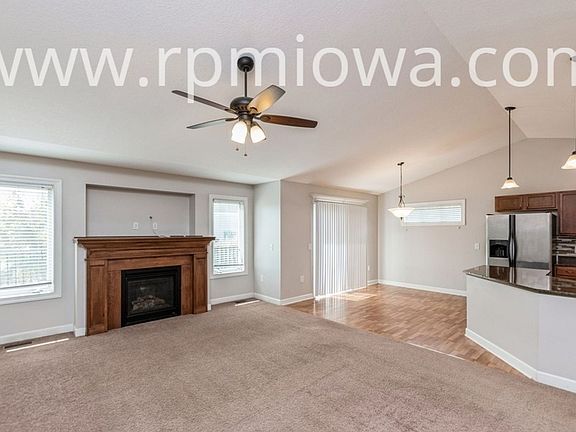 3rd image of 5016 NE Innsbruck Dr