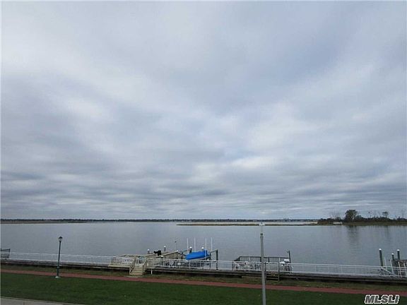 2nd image of 456 W Bay Dr