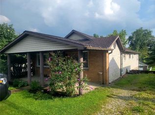 1205 McClellandtown Rd, Mc Clellandtown, PA 15458