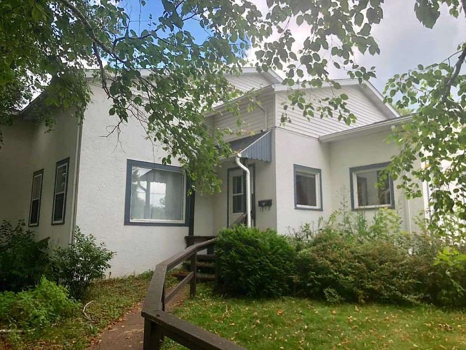 1st image of 1006 Hewett St