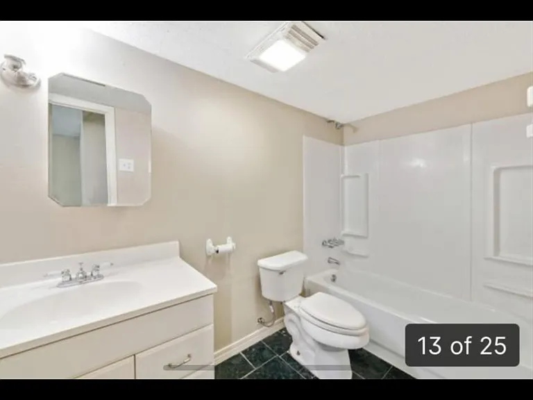 6650 Harbourview Dr — Photo 3