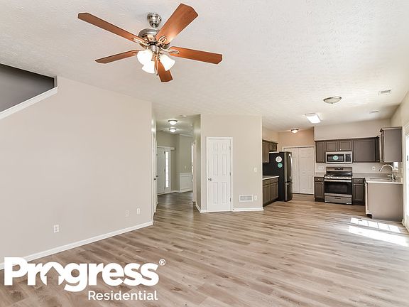 5th image of 285 Clairidge Ln