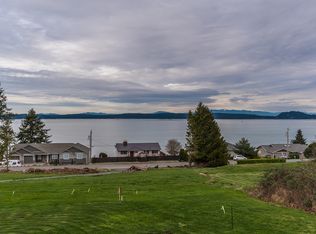 619 Maplewood Loop, Oak Harbor, WA 98277