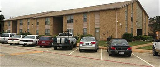2nd image of 1100 Leander Rd