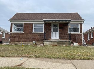 8120 State Park, Center Line, MI 48015