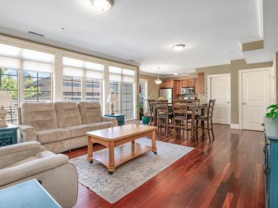 255 Winter St UNIT 401, Waltham, MA, 02451
