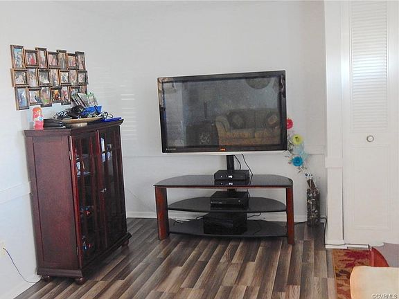 5th image of 8406 Klarey Ct