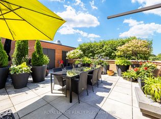 260 Heath St W #704, Toronto, ON M5P3L6