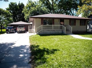 4517 29th St, Columbus, NE 68601