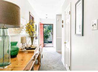 82 Queens Cir, Chalfont, PA 18914