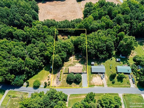 3rd image of 149 Monticello Dr