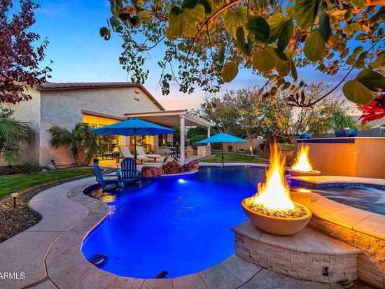 9825 W Desert Elm Ln, Peoria, AZ 85383