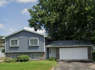 2141 Ross Ave E, Saint Paul, MN 55119