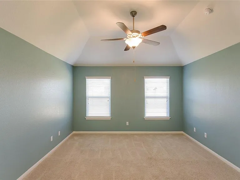 401 Inspiration Dr — Photo 22