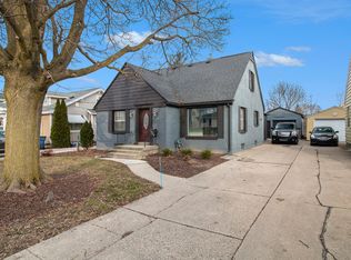 1220 Diamond Ave NE, Grand Rapids, MI 49505
