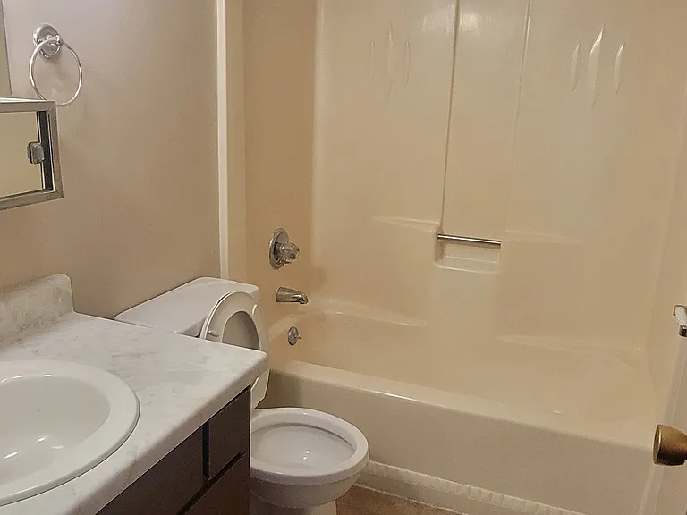 1234 N Indiana St — Photo 1