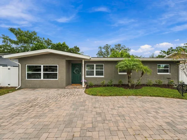 620 Palm Pl, Safety Harbor, FL 34695