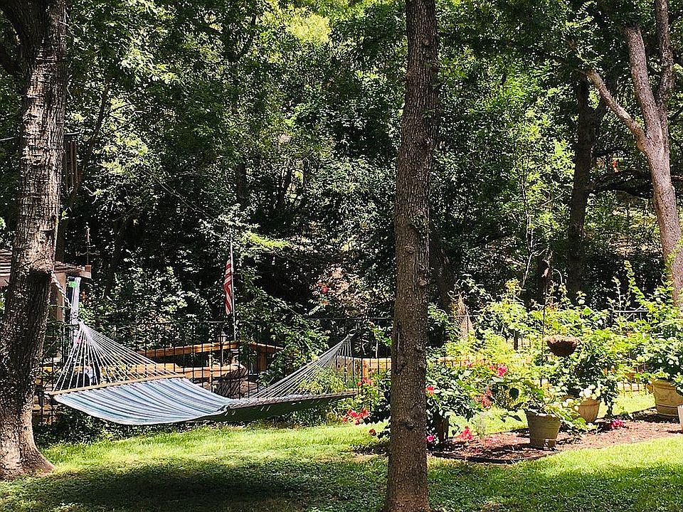 1st image of 9015 Kingswood Pl
