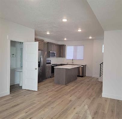 2nd image of 160 N Main St Unit 26