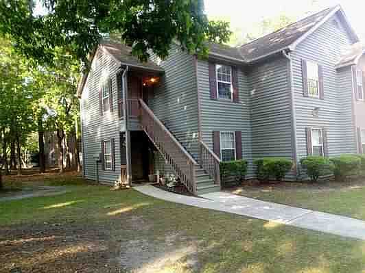 1st image of 7945 Parklane Ct APT A