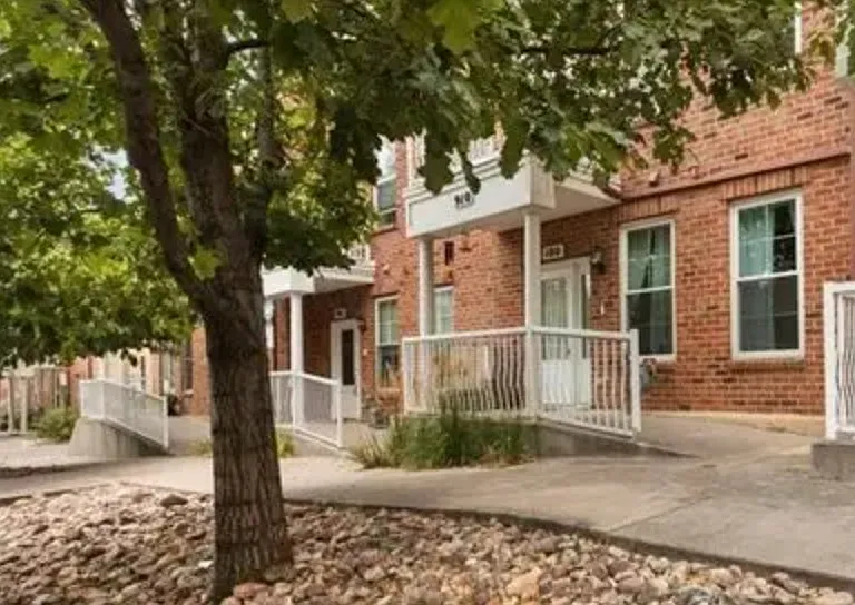 910 S Weber St #100 — Photo 1
