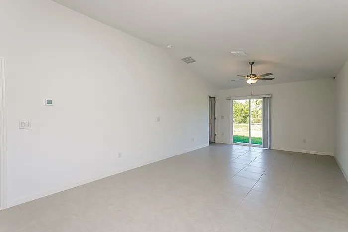 4030 84th Ct E — Photo 3