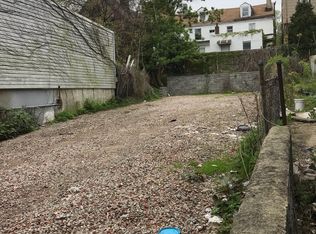 102 Montgomery Ave, Staten Island, NY 10301