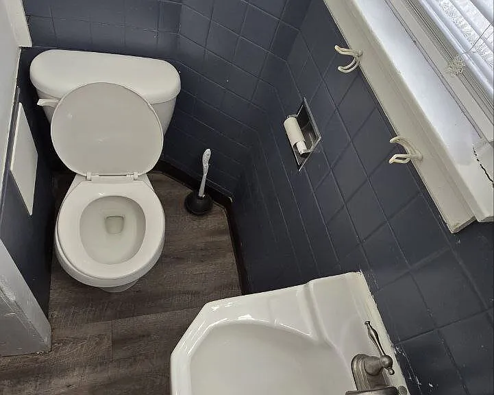 202 E Barker Ave #1 — Photo 16