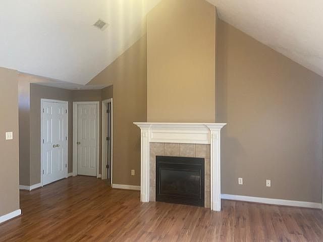 2nd image of 4465 Raleigh Dr
