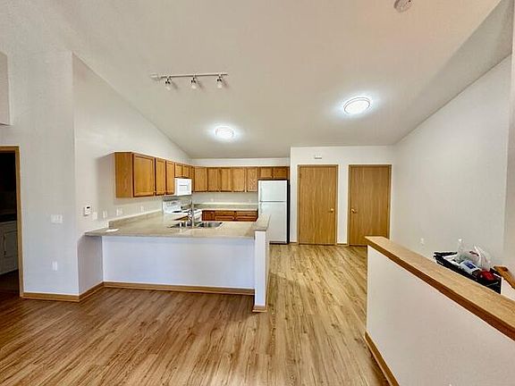 2nd image of W1060 Marietta Ave APT 111