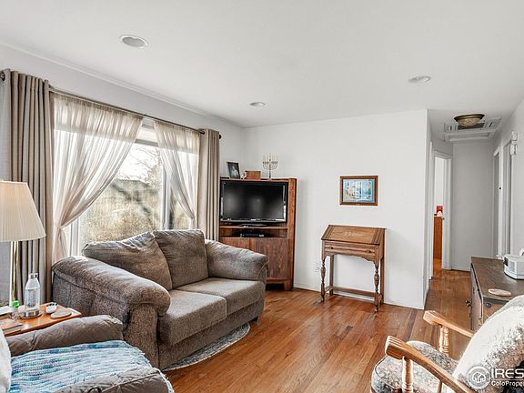 2nd image of 6167 Newland St