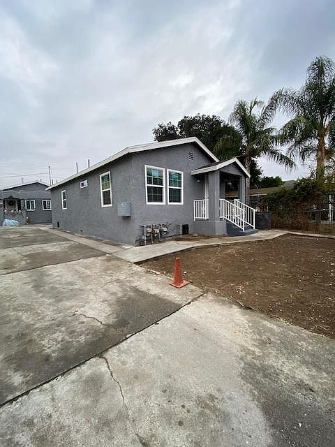 1st image of 1347 E 23rd St