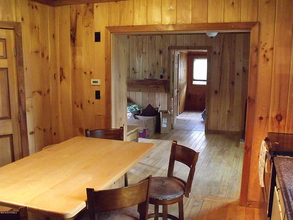 2nd image of 38 Horicon Ave