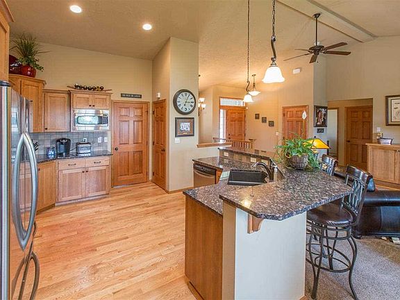 4th image of 5812 S Laurel Crest Ct