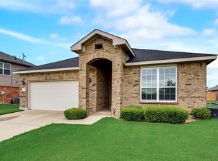 220 Rock Meadow Dr, Crowley, TX 76036